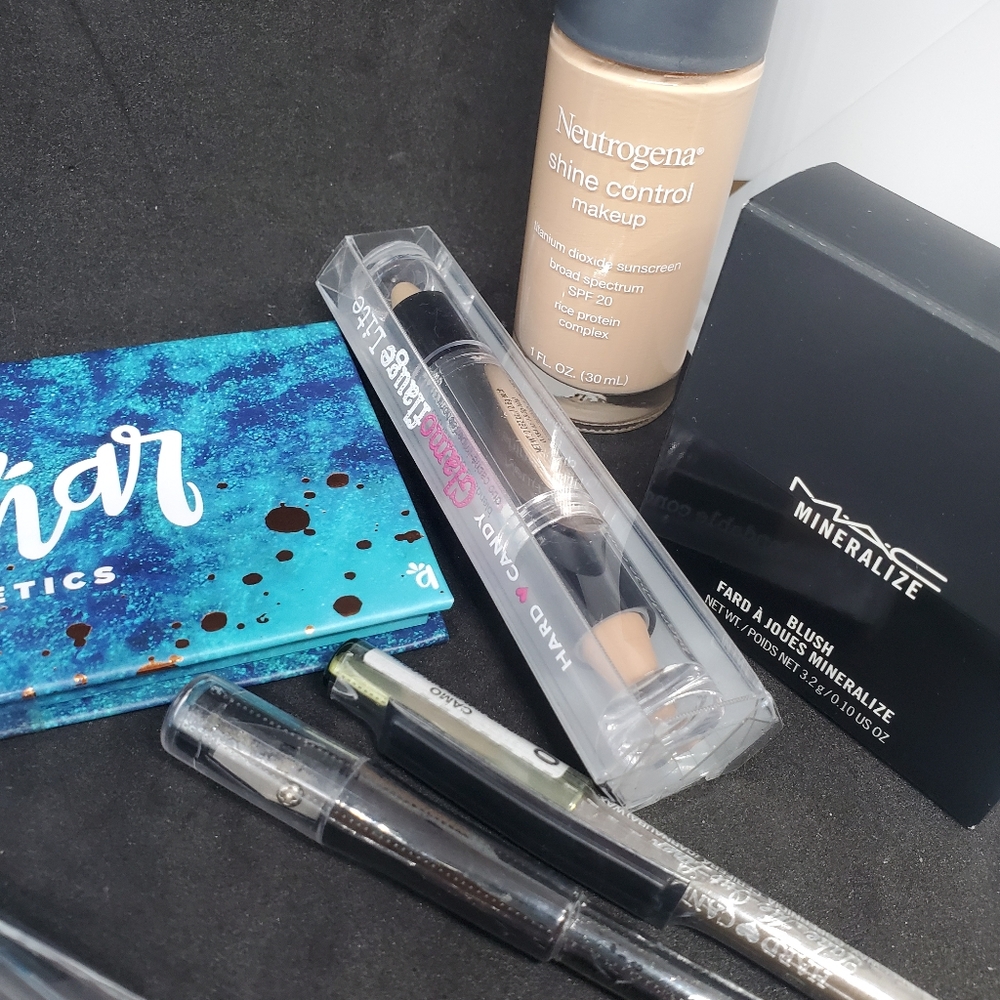 Make up - Picture 4 of 6
